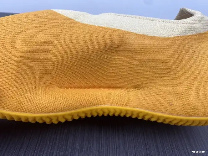 RNR Yeezy Sulfur Knit GW5353 Adidas 0527